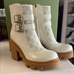 Gucci White and Tan Heeled Boots